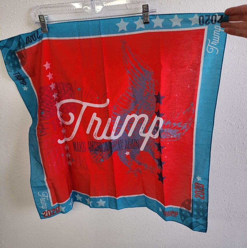 Trump 2020 NWT Red and Blue MAGA Large Wild Rag Bandana 4th Of July Patriotic